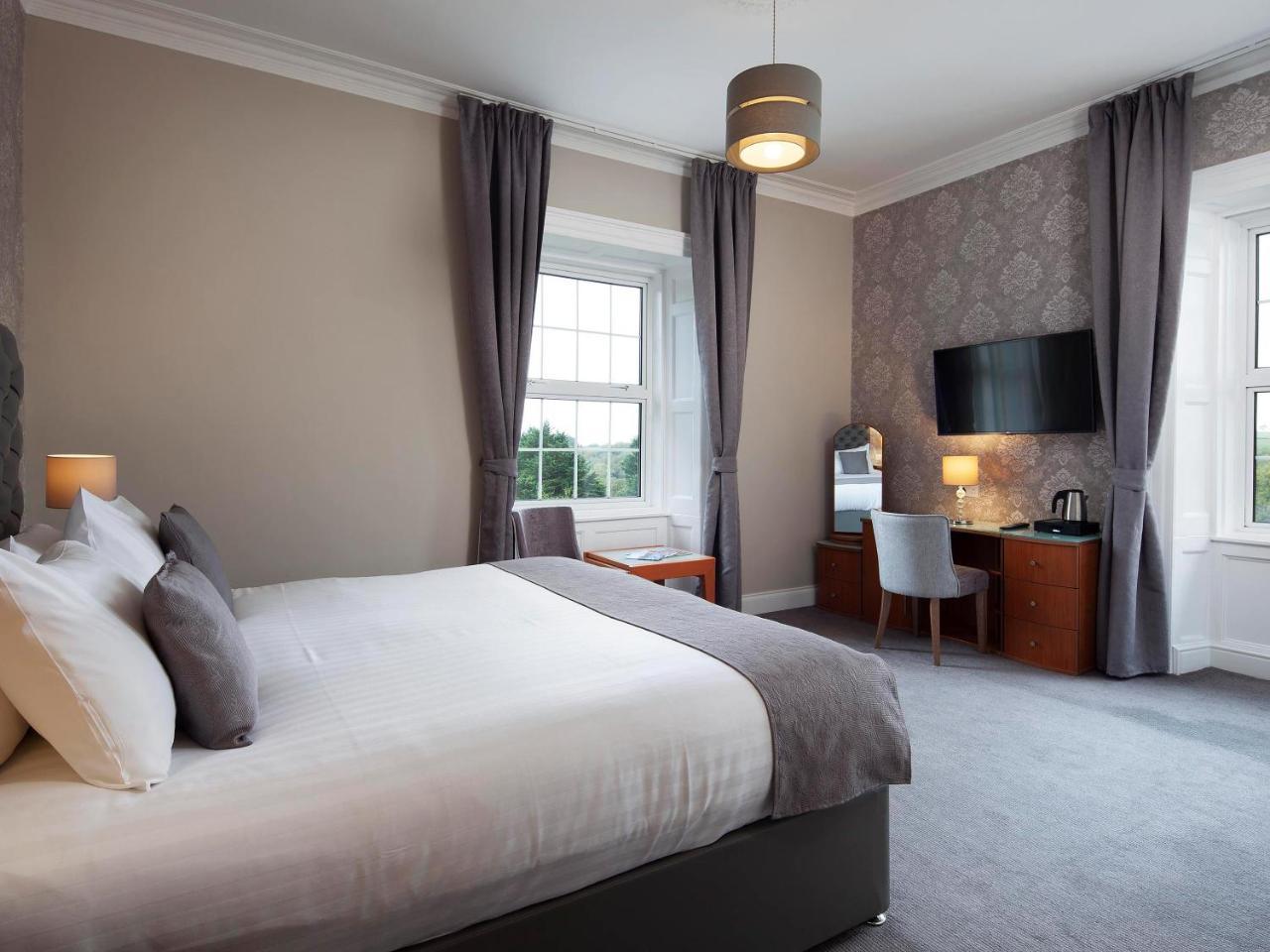 Elfordleigh 3*
